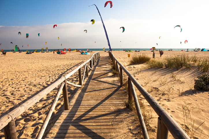 tarifa kitesurfing beach